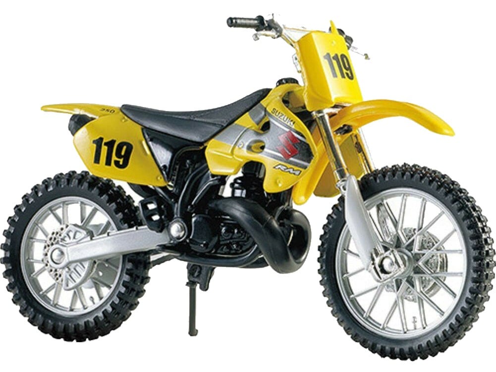 Model motocykla Suzuki RM 250 1:18