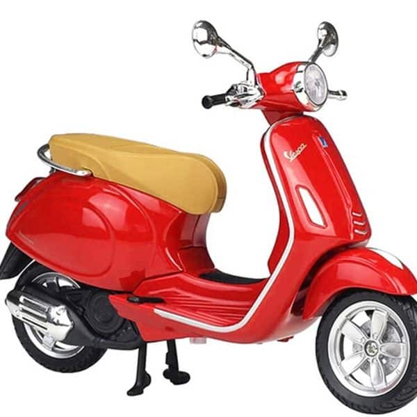 Model motocykla Vespa Primavera 150 Red 1:12